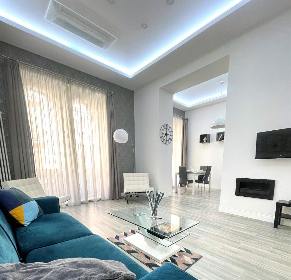 Duomo Platinum Apartments Napoli Exterior foto